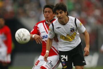 Jos&eacute; Domingo Salcedo tiene el r&eacute;cord de ser el paraguayo que m&aacute;s partidos ha jugado en Colo Colo: 104. Anot&oacute; cinco goles y fue campe&oacute;n del Clausura 2008 y Clausura 2009.