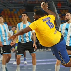 Mvumbi, el pivote congoleño con un físico muy viral