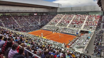 La Caja M&aacute;gica, durante un partido.