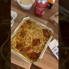 El curioso video de Lavín que causa controversia en redes