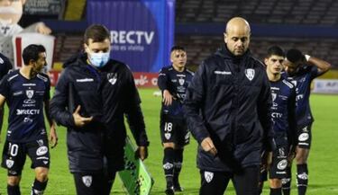 El DT de Unión La Calera que amenaza a la U: sus nexos con Luis Roggiero y Carlos Palacios