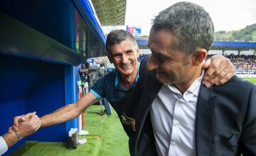 Saludo entre Ernesto Valverde y Jos¨¦ Luis Mendilibar.