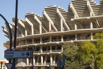 En este estado se encuentra actualmente el Nuevo Mestalla. El club valencianista iniciará trámites burocráticos para reanudar las obras, paralizadas desde 2009.



