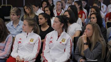 La RFEF se reunió con jugadoras para explicarles la nueva liga