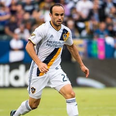 Landon Donovan no solo jugará con el León