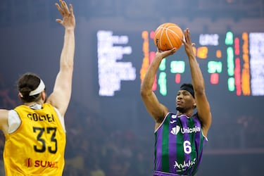 El Unicaja resurge en Atenas y buscará la dinastía en BCL
