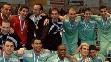 <B></B>. Los alcalaínos arrebataron el título a los vigente campeones y suman su sexta Copa de España