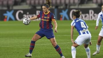 Alexia Putellas, en una acci&oacute;n del hist&oacute;rico Bar&ccedil;a-Espanyol celebrado en el Camp Nou.