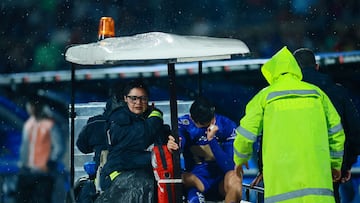 El cuadro auriazul se fue del campo tras una fuerte entrada de Eder López y minutos después el propio Club Universidad confirmó la gravedad de la fractura que sufrió el mexicano