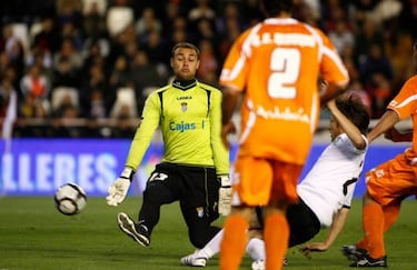 Una década sin Villa ni Silva con la ilusión de recuperar al canario