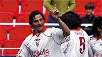 <b>UN PARTIDO PARA RECORDAR</B>. El 0-3 de la ida fue especial para el cuadro sevillista, que encontró en el Camp Nou el final a sus problemas.