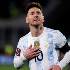 Show de Messi para superar a Pelé y lanzar a Argentina