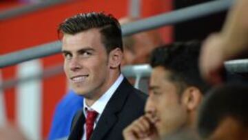 El jugador pretendido por el Real Madrid ayer, durante el encuentro de su Selección.