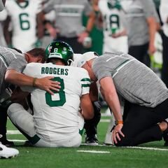 How can Aaron Rodgers’ injury in his Jets debut affect the Green Bay Packers?