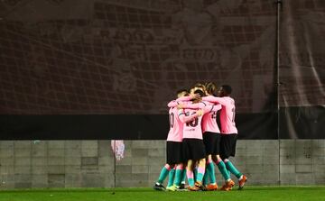 1-2. Frenkie De Jong celebr¨® el segundo gol.