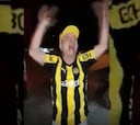 El alocado festejo de este hincha por el aniversario de Peñarol