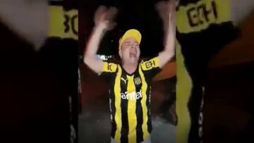 El alocado festejo de este hincha por el aniversario de Peñarol