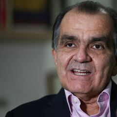 ¿Por qué Óscar Iván Zuluaga y su hijo serán imputados por la Fiscalía?