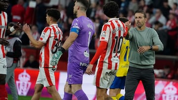 02/11/25 PARTIDO SEGUNDA DIVISION
SPORTING DE GIJON - LAS PALMAS
LUIS GARCIA FELICITA A GELABERT
