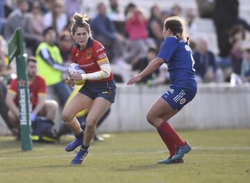 Im¨¢genes de la semifinal del Campeonato de Europa de rugby femenino disputada en el Estadio Central de la Universidad Complutense entre la selecci¨®n espa?ola, dirigida por Jos¨¦ Antonio Barrio, y la selecci¨®n rusa.