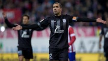 El Levante recurrirá la sanción a Juanfran para jugar en Mestalla