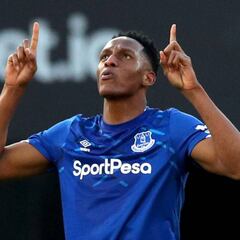 Yerry Mina ayuda en Guachené durante el coronavirus