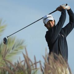 Campillo y Elvira, líderes en un insólito empate de 9 en Qatar