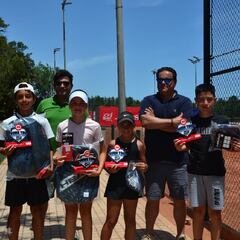El AS Young Tour C.D. Saladar corona a sus campeones en una semana de tenis de alto nivel en Valencia