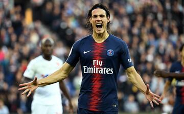 Edinson Cavani es el gran sueño rojiblanco y su mala relación con Neymar y Mbappé y la situación económica del PSG el cual puede estar obligado a vender pueden ser factores clave para realizar un intento para incorporarle.