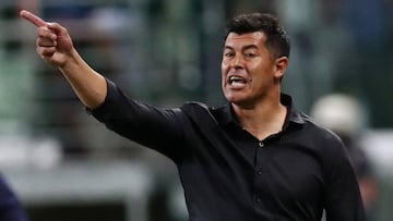 Soccer Football - Copa Libertadores - Group Stage - Group F - Palmeiras v San Lorenzo, Allianz Parque, Sao Paulo, Brazil - May 8, 2019   San Lorenzo coach Jorge Almiron   REUTERS/Amanda Perobelli