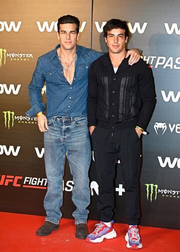 Mario Casas y ?scar Casas asisten al evento WOW 17.