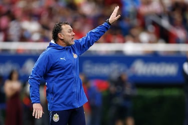 Milito vs Gago: ¿Quién domina el mano a mano entre los estrategas argentinos?