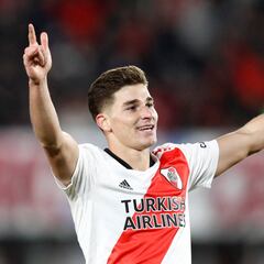 River tritura a Alianza Lima y Julián Álvarez tiene una noche histórica en el cumpleaños del Millonario