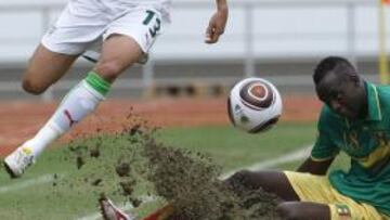 Argelia oscurece el futuro de Mali en el torneo