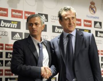 Presentación de Mourinho como entrenador del Real Madrid con Jorge Valdano