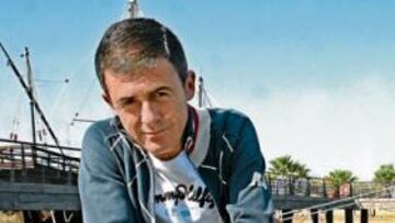 <b>ILUSIONADO. </b>Lucas Alcaraz confía en retomar el vuelo del Recreativo y salir cuanto antes de la zona de descenso.