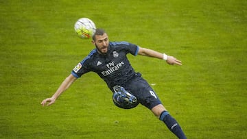 Karim Benzema durante el partido contra el Rayo Vallecano