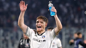 Futbol, Colo Colo vs Junior de Barranquilla.
Octavos de Final, Copa Libertadores 2024.
El jugador de Colo Colo Leonardo Gil es fotografiado contra Junior de Barranquilla durante el partido de copa libertadores disputado en el estadio Monumental en Santiago, Chile.
13/08/2024
Felipe Zanca/Photosport
Football, Colo Colo vs Junior de Barranquilla.
Round of 16, Copa Libertadores 2024.
Colo Colo's player Leonardo Gil is pictured against Junior de Barranquilla during the copa libertadores match at the Monumental stadium in Santiago, Chile.
13/08/2024
Felipe Zanca/Photosport