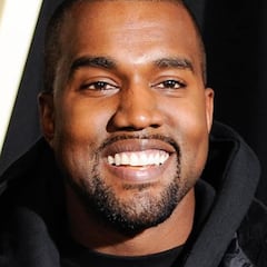 La primera decisión de Irina Shayk y Kanye West: 'unfollow' a las Kardashian