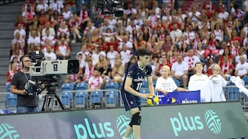 El jugador iraní de voleibol Saber Kazemi, durante un partido con la selección de voleibol de Irán.