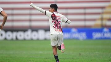 Universitario amarra a Quispe