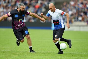 Zinedine Zidane y Sebastien Chabal.