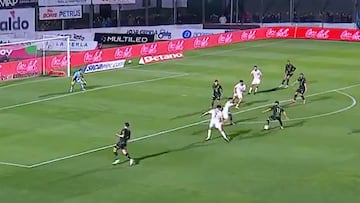 Iván Morales se destapa con uno de los mejores goles que ha hecho en el extranjero: ¡notable!