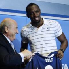 Bolt: "Quiero ser un mito como Pelé, Maradona o Alí"