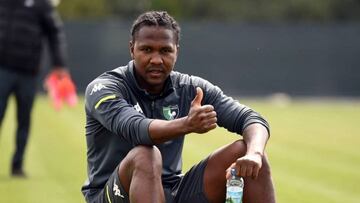 Hugo Rodallega en un entrenamiento del Denizlispor