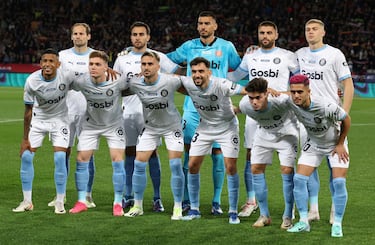 Once inicial del Girona. Daley Blind, Eric García, paulo Gazzaniga, David López, Artem Dovbyk, Savio, Viktor Tsygankov, Aleix García, Iván Martín, Miguel Gutiérrez y Yan Couto.