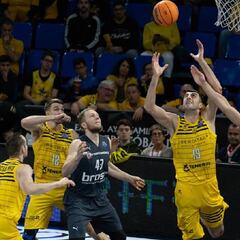 Marcelinho y Shermadini mantienen invicto al Tenerife
