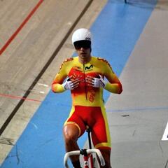 Sebastián Mora, imparable, logra el oro europeo en scratch