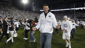 STATE COLLEGE, PA - OCTOBER 22: Penn State students rush the field after the Penn State Nittany Lions defeated the Ohio State Buckeyes 24-21 on October 22, 2016 at Beaver Stadium in State College, Pennsylvania.   Justin K. Aller/Getty Images/AFP
 == FOR NEWSPAPERS, INTERNET, TELCOS &amp; TELEVISION USE ONLY ==