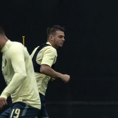 Nicolás Benedetti y Emanuel Aguilera ya entrenaron al parejo con el América